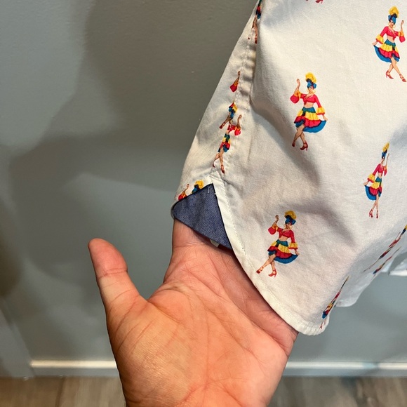 Crown & Ivy Men's Button Up Shirt Size Small Flamenco Dancer Novelty Print White - Picture 5 of 6